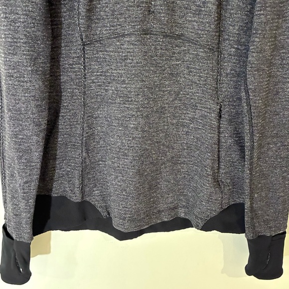 Lululemon Runderful 1/2 Zip - Picture 6 of 13